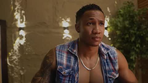 Snapshot of logan_varela chatting on November 2025 01:44:02 PM logan_varela online show from November 2025 01:44:02 PM