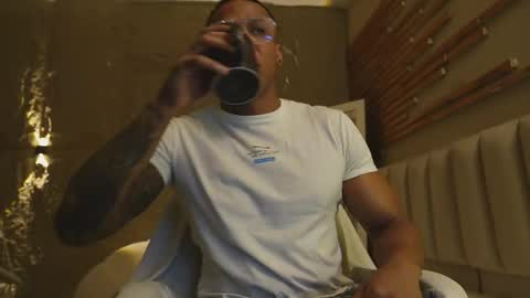 Snapshot of logan_varela chatting on May 2026 05:23:02 PM logan_varela online show from May 2026 05:23:02 PM