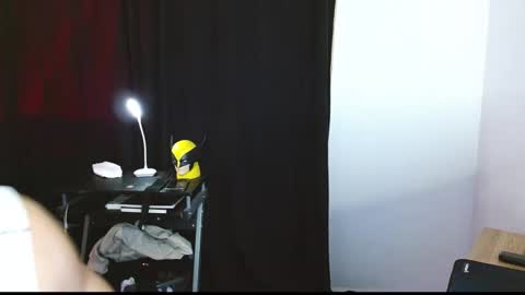 Snapshot of loganandrwz chatting on February 2026 11:54:01 PM Loganandrwz online show from February 2026 11:54:01 PM