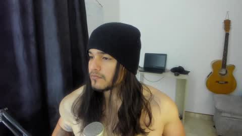 Snapshot of loganhot22 chatting on January 2025 06:13:01 AM Logan online show from January 2025 06:13:01 AM