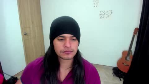 Snapshot of loganhot22 chatting on February 2026 05:46:02 AM Logan online show from February 2026 05:46:02 AM