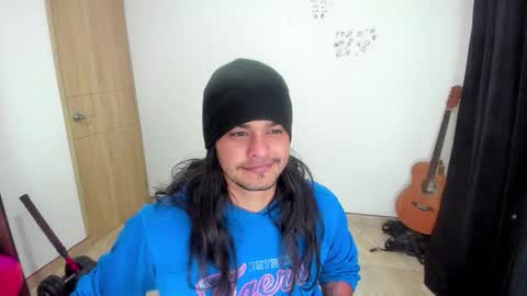 Snapshot of loganhot22 chatting on February 2026 04:42:02 AM Logan online show from February 2026 04:42:02 AM