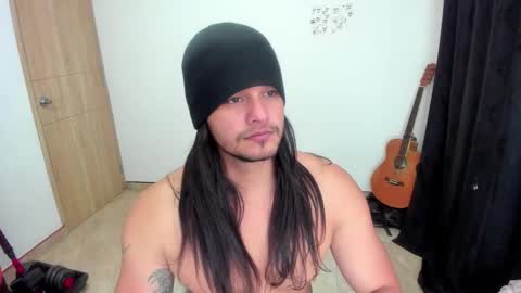 Snapshot of loganhot22 chatting on February 2026 05:19:02 AM Logan online show from February 2026 05:19:02 AM