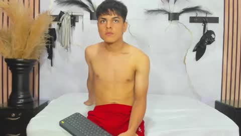 loganjhonson online show from October 2025 02:42:02 AM