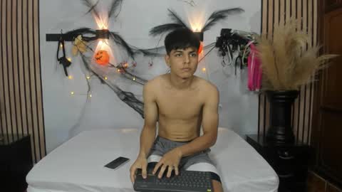 loganjhonson online show from October 2025 02:45:02 AM