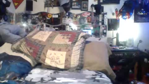 loganpax online show from December 2025 07:01:02 PM