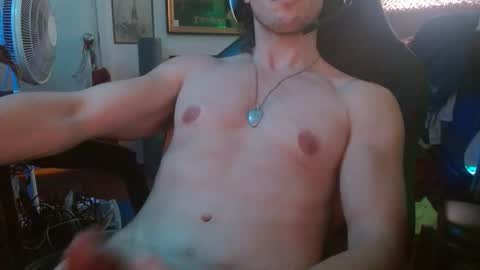 loggie62 online show from November 2025 07:47:01 PM