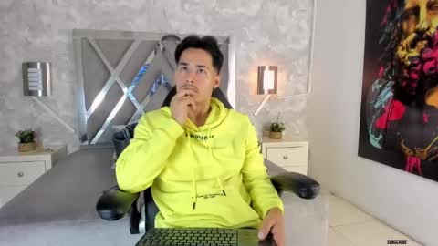 Snapshot of loghan_fox chatting on October 2025 02:42:02 AM Loghan online show from October 2025 02:42:02 AM