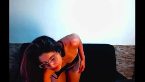 Lois online show from June 2026 12:20:02 AM