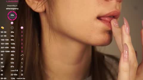 Elza online show from January 2026 07:37:02 PM