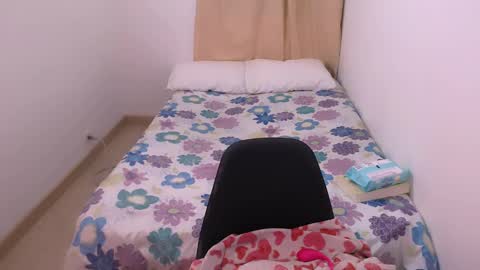 lola_222 online show from February 2025 02:31:01 AM