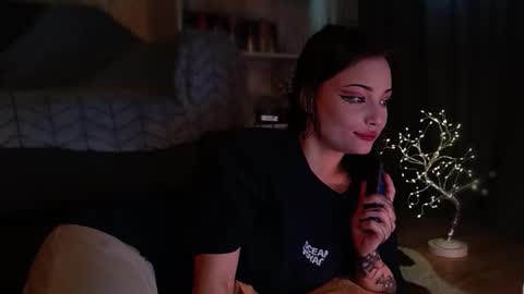 lola online show from February 2026 07:23:01 AM