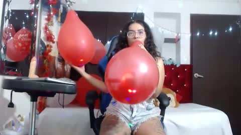 lola_fiery online show from December 2024 01:24:02 AM