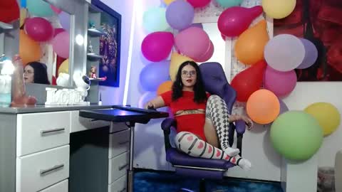 lola_fiery online show from September 2025 08:13:01 PM