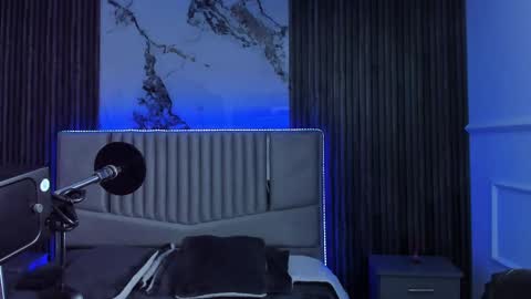 Lola Angel online show from September 2025 11:34:02 AM