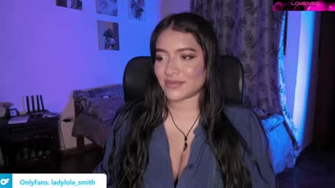 Snapshot of lolaasmith_21 chatting on December 2024 11:50:02 PM lolaasmith_21 online show from December 2024 11:50:02 PM