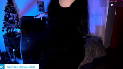 Snapshot of lolaasmith_21 chatting on December 2024 10:32:02 PM lolaasmith_21 online show from December 2024 10:32:02 PM