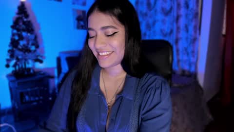 Snapshot of lolaasmith_21 chatting on December 2024 11:22:02 AM lolaasmith_21 online show from December 2024 11:22:02 AM