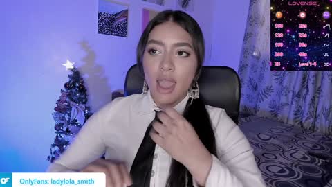 Snapshot of lolaasmith_21 chatting on January 2025 09:26:01 PM lolaasmith_21 online show from January 2025 09:26:01 PM