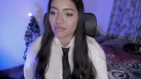 Snapshot of lolaasmith_21 chatting on January 2025 12:27:01 AM lolaasmith_21 online show from January 2025 12:27:01 AM
