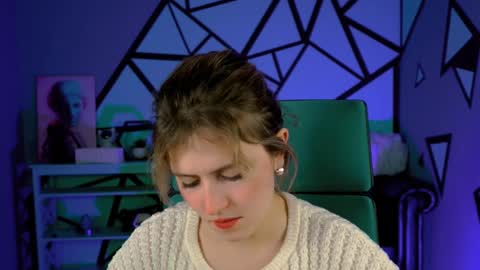 Snapshot of lolaasmus chatting on December 2024 11:24:02 PM I consider myself the god Loki but life just calls me LOL online show from December 2024 11:24:02 PM