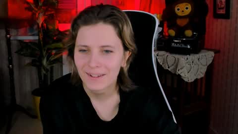 Snapshot of lolaasmus chatting on December 2024 08:18:01 AM I consider myself the god Loki but life just calls me LOL online show from December 2024 08:18:01 AM