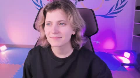 Snapshot of lolaasmus chatting on December 2024 08:11:02 AM I consider myself the god Loki but life just calls me LOL online show from December 2024 08:11:02 AM