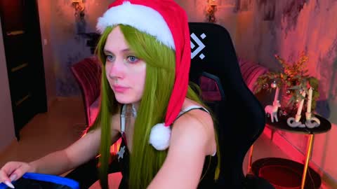 Snapshot of lolaasmus chatting on December 2024 01:41:02 PM I consider myself the god Loki but life just calls me LOL online show from December 2024 01:41:02 PM