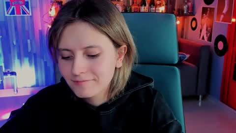 Snapshot of lolaasmus chatting on January 2025 09:40:01 AM I consider myself the god Loki but life just calls me LOL online show from January 2025 09:40:01 AM