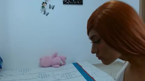 lolabloomx online show from November 2025 09:37:01 PM