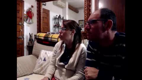 LOLA HUESO y ERIC online show from January 2025 08:12:01 PM