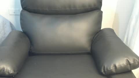 Lola online show from March 2025 12:22:02 AM