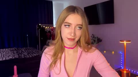 hi im Lola nice to meet you online show from March 2026 08:40:02 AM