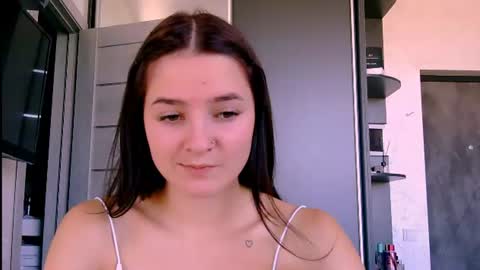 lole_di online show from July 2026 01:18:02 PM