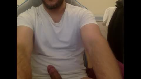 Snapshot of lolgivali chatting on December 2024 04:51:01 PM lolgivali online show from December 2024 04:51:01 PM