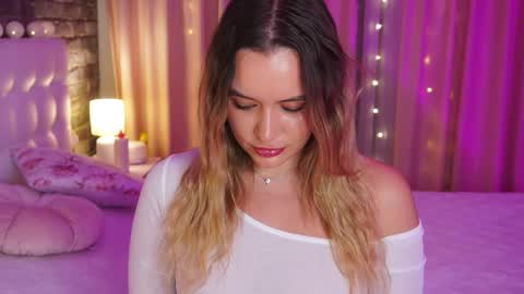 Victoria online show from February 2025 07:21:01 PM