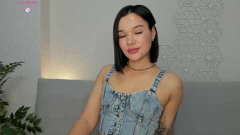 Snapshot of lolly_turner chatting on November 2025 02:43:01 AM lolly_turner online show from November 2025 02:43:01 AM