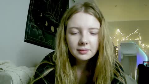 Lilly online show from December 2024 01:42:02 PM