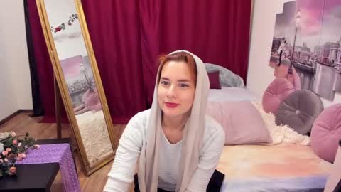 LoloMercier online show from March 2025 04:33:02 PM