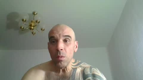 Snapshot of lolotatto chatting on April 2026 09:23:01 PM lolotatto online show from April 2026 09:23:01 PM