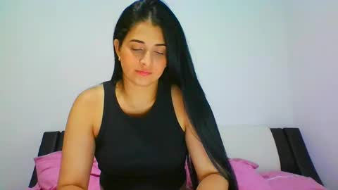 Snapshot of lomaslindosoyyo chatting on February 2025 01:02:01 AM estehfania online show from February 2025 01:02:01 AM