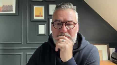 EnglishBear online show from June 2026 08:20:02 AM