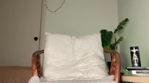 PVT AND MENU ACTIVE online show from January 2025 11:00:02 PM