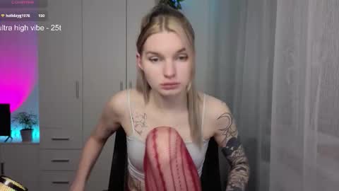 Luna online show from March 2026 03:01:01 AM