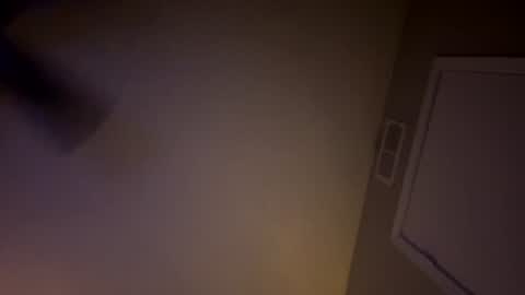 Snapshot of looknohands23 chatting on August 2026 05:32:01 AM LookNoHands23 online show from August 2026 05:32:01 AM