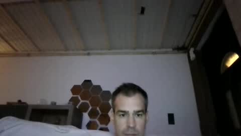 loonelyy online show from May 2026 09:31:02 PM