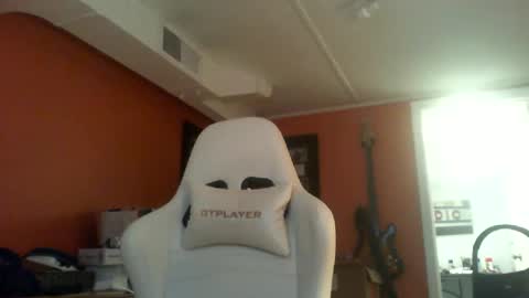 loosegravl online show from July 2026 07:56:02 PM