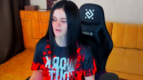 Lora Cain online show from January 2025 08:58:02 PM