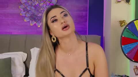 Snapshot of loradevine chatting on May 2026 07:08:01 PM Lora online show from May 2026 07:08:01 PM