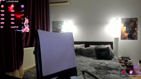 Lora online show from January 2025 02:37:01 PM